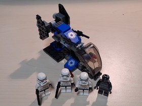 LEGO Star Wars: Imperial Dropship (7667) with figures and instructions