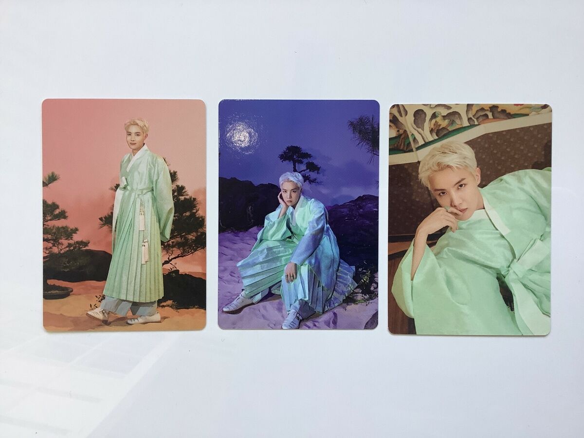 Amazon.com: Official BTS Photo Book 220 Pages + 15 Photo