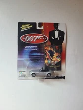 2002 Johnny Lightning James Bond 007 Die-Cast Cars MOC