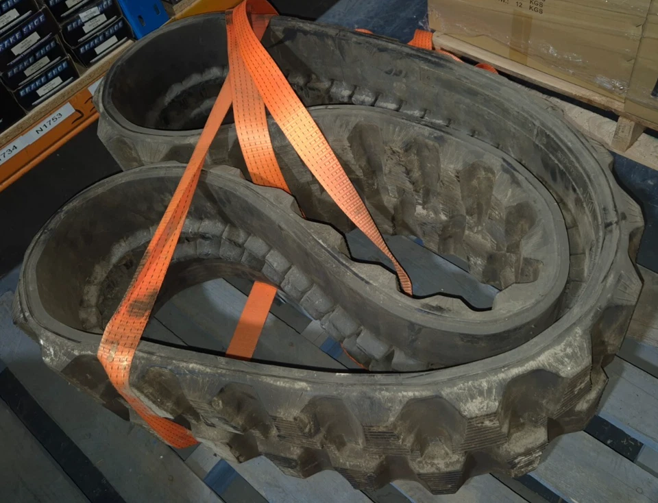 146-6062 1466062 CAT Rubber Track Belt Genuine Caterpillar Rubber Track Belt CAT - image 4 of 4