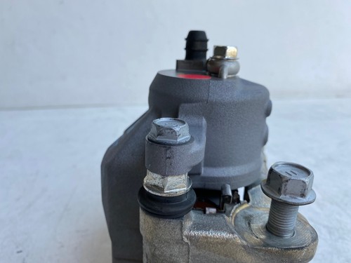 2016-2022 TOYOTA PRIUS PRIME FRONT RIGHT PASSENGER SIDE BRAKE CALIPER OEM 16 17 - Picture 13 of 19