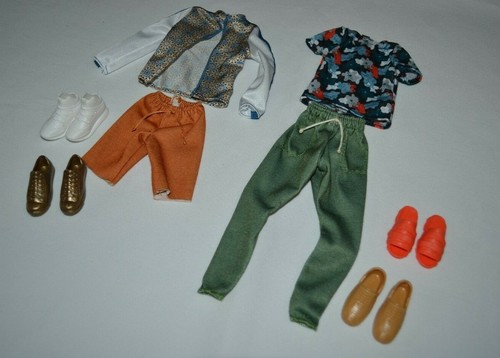 CHAQUETA ROPA MUÑECA KEN, SHORTS, CAMISA FLORAL, PANTALONES, SANDALIAS, 3 PARES DE ZAPATOS - Imagen 2 de 2
