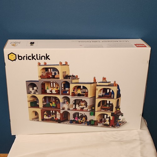 LEGO Bricklink Designer Program Series 1 Parisian Street 910032 - Picture 2 of 2