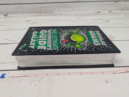Ultimate Hitchhiker's Guide to the Galaxy Douglas Adams B&N Leather Bound Ed HC - Picture 7 of 15