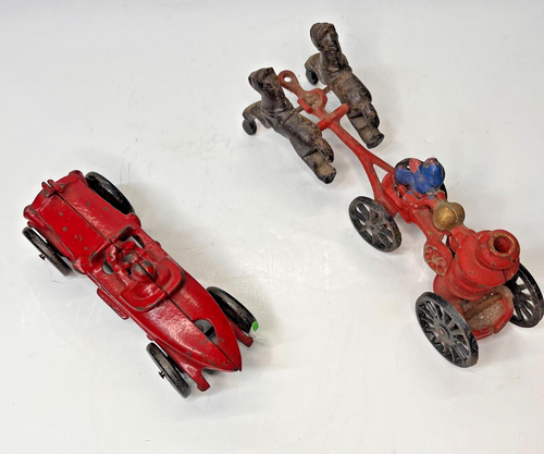 Cast Iron Toys (Set Of 2) Red Racer & 2 Piece Fire Wagon - Picture 2 of 7