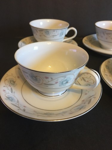 English Garden 1221 Fine China Teacups & Saucers 4 Each Very Good Condition Vtg - Picture 3 of 4