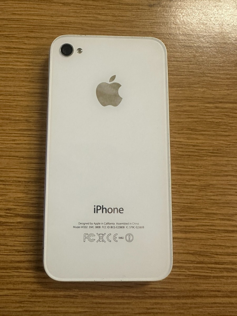 Apple iPhone ホワイト 4.7インチ アップル、4.7インチの新「iPhone SE」発売へ--A13 Bionic搭載