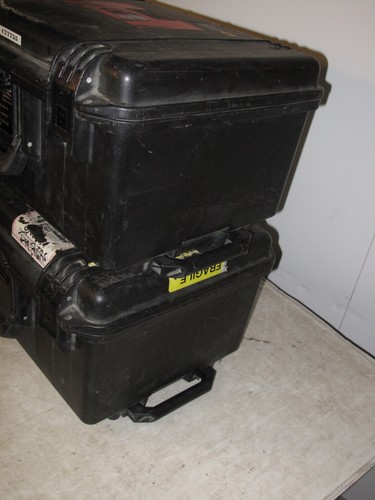 Pelican Hardigg Storm Case iM2620 22x17x12 OD 20x13x9 ID Wheels Pull Out Handle - Picture 16 of 17