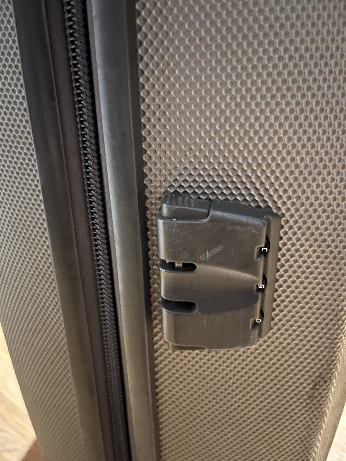 Samsonite cabin luggage (good for EasyJet large cabin) eBay