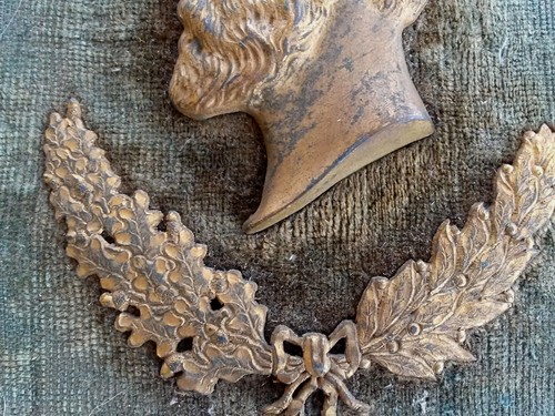 19th c. Lincoln & Garfield Bronze Gilt Metal Bas Relief Wall Plaque, Wood/Cloth - Picture 6 of 10