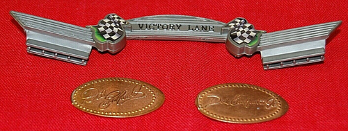 Earnhardt Racing Collectibles and Memorabilia  Lot of 18 Items  M3572 - Picture 11 of 12