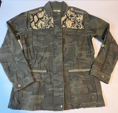 Democracy Anthropologie Camoutility Jacke Paillettenborte grün gold Damen Damen - Bild 2 von 10