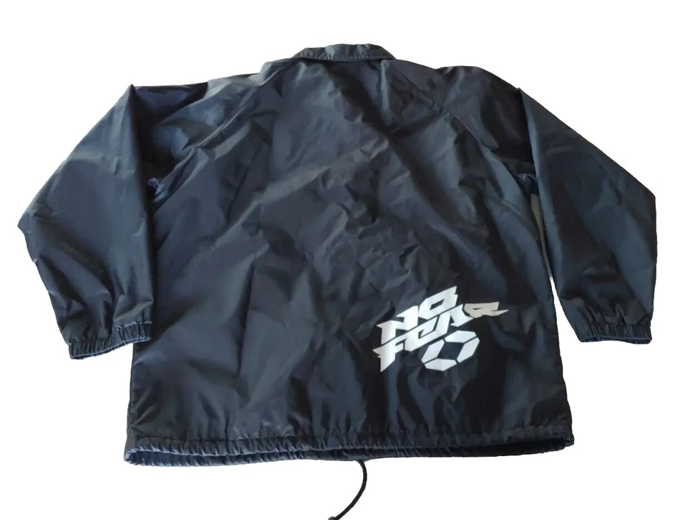 Chaqueta cortavientos forrada con botones completa para hombre No Fear y2k 2000 Sk8 Foto 2 de 4