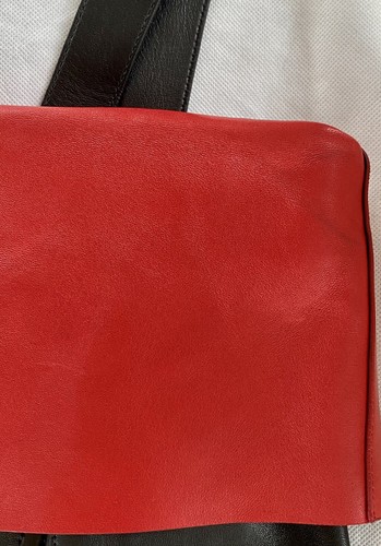 VENTA FLASH Alexander McQueen Chaqueta de Cuero Tachonado Negra Roja Hombro Abierto - Imagen 14 de 18