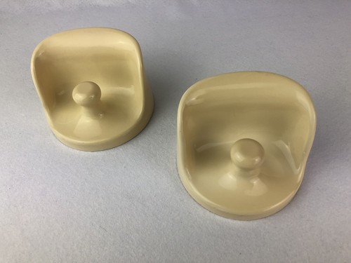 🟨 Set 2 appendiabiti Ivory Kartell 4702 design Olaf Von Bohr Vintage Originali - Foto 8 di 18