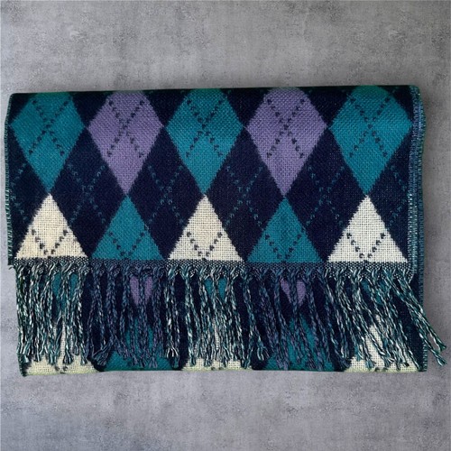 Scarfs - Wraps - A Fashion Accessory - Variety Of Colors & Sizes - Picture 17 of 19