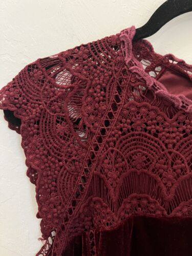 Lulus XL Dress Women's Burgundy Velour, Faux Velvet, Lace, Party Dress, Elegant - Picture 2 of 10