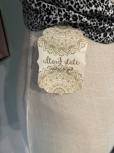 Altar'd State Black and White Women's Floral Crop Top Tie Back Size Medium NWT - Bild 4 von 6