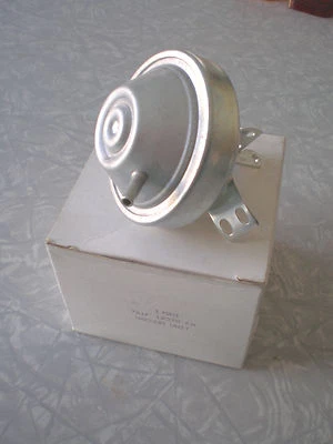 NOS FORD DISTRIBUTOR VACUUM ADVANCE TE CORTINA MK2 ESCORT 2 LITRE - image 1 of 2