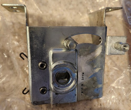 OEM British Leyland Bonnet Striker Pin and Latch Triumph TR7 & TR8 ZKC649 - Picture 4 of 4