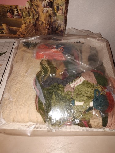 VINTAGE 1992 NUOVO Elizabeth Bradley Needlepoint Kit The Botanical Garden Cyclamen - Foto 2 di 4