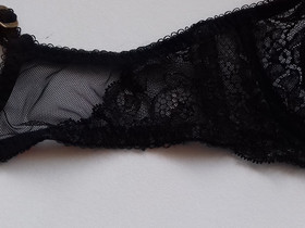 AGENT PROVOCATEUR RARE VINTAGE BLACK ILYA BRA 34B.. A REAL COLLECTORS PIECE