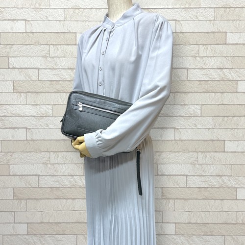 LOUIS VUITTON Clutch Tasche M31142 Taiga Taiga Pavel gebraucht - Bild 2 von 10