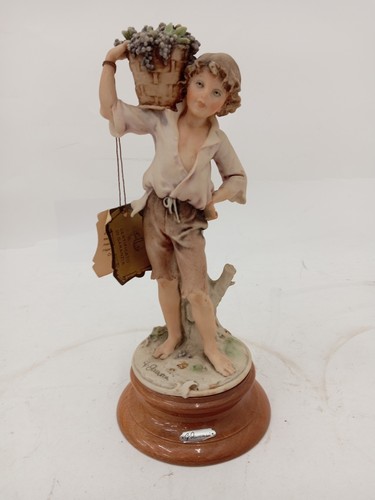 Capodimonte G Armani Figurine Boy with Grapes on Wooden Base Signed - Picture 7 of 11