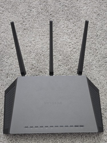 Router WiFi de doble banda NETGEAR R6900P-100NAS Nighthawk AC1900 - Imagen 2 de 7