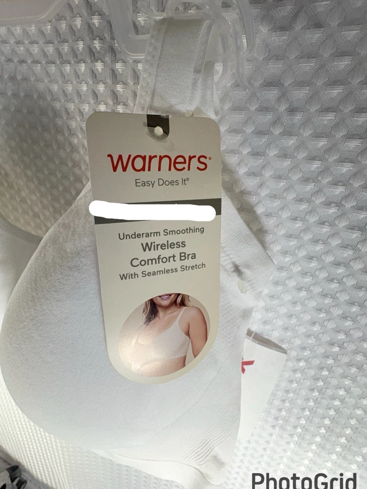 NWT Warners Easy Does It Underarm Smoothing Wireless Comfort Bra Sz XL (one bra) - Image 4 of 4
