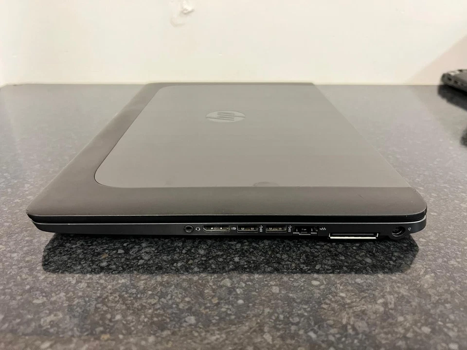 HP ZBook 15 G2 I5 5TH Generation 16 GB ram 256 SSD - Image 2 of 4
