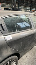 Porte arrière et accessoires Alfa Romeo ALFA 147