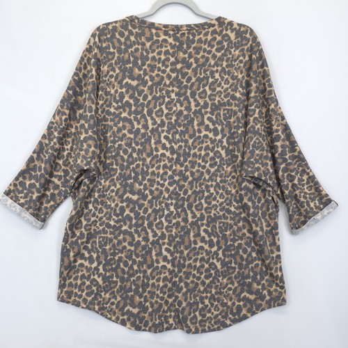 Top donna Queen Bee XL stampa leopardata toppa ricamata floreale mucca maniche dolman - Foto 2 di 10