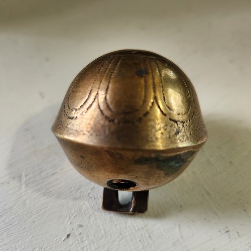 Antique Brass Sleigh Petal Bell No. 6 - Picture 2 of 5