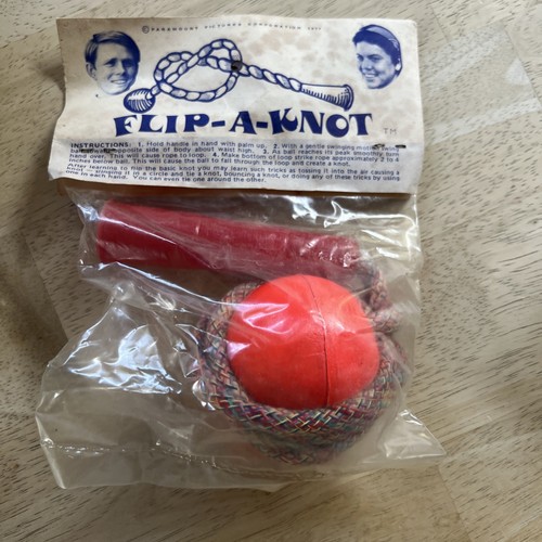 Vintage Flip A Knot Toy Sealed Package 70s The Fonz Fonzie NOS - Picture 6 of 10