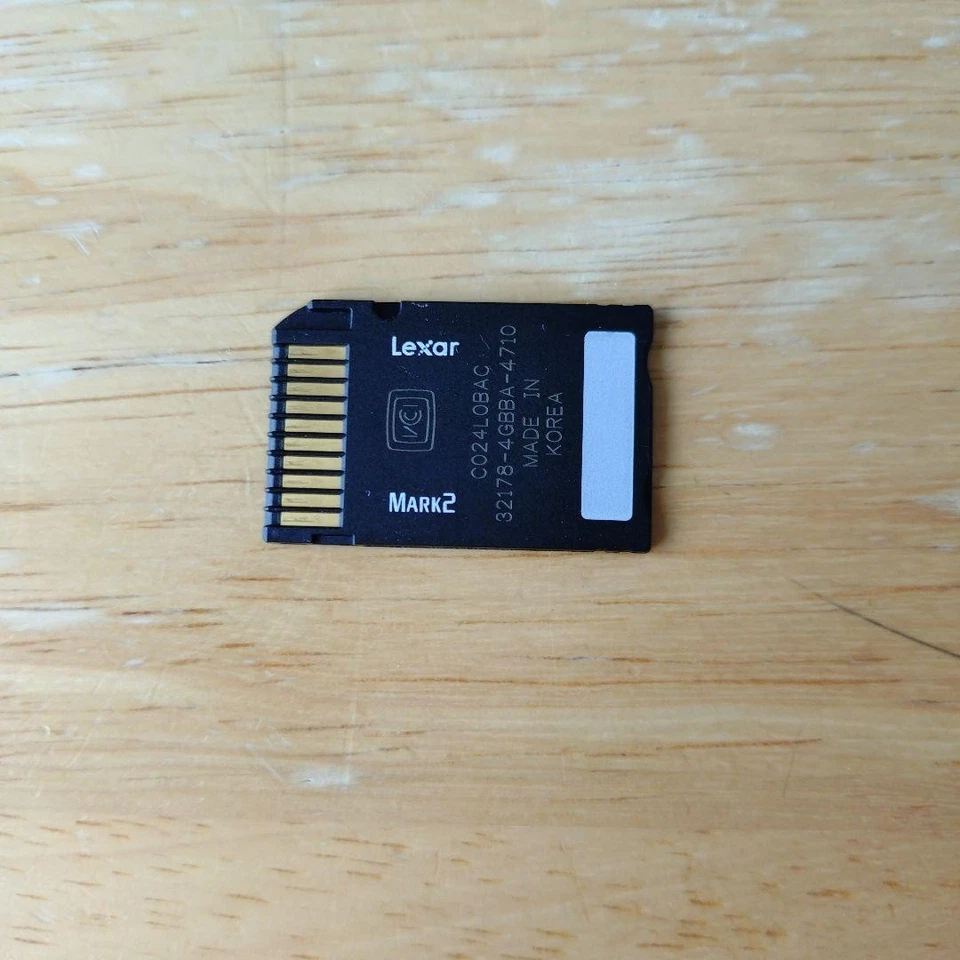 Lexar Memory Stick PRO Duo 3.9GB Hatsune Miku Collaboration For PSP - Image 2 of 2