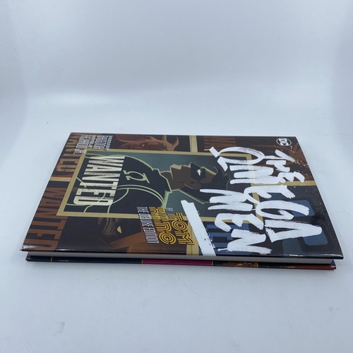 The Omega Men By Tom King The Deluxe Edition copertina rigida DC Comics fuori produzione ottime condizioni - Foto 6 di 7