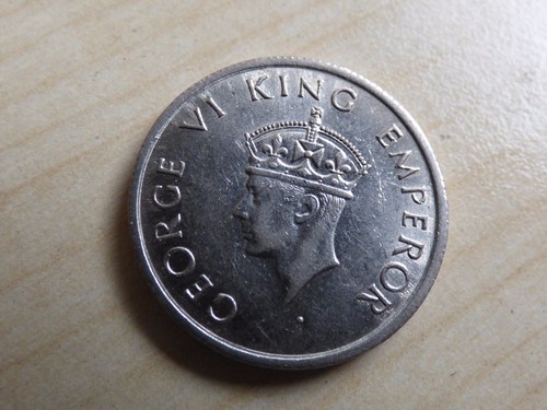 British India George VI 1/2 Rupee 1944, 1942, 1943,1945 or 1947 Choose your date - Picture 13 of 17