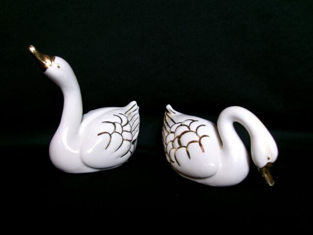 Set/2 – Delightful MCM Vintage White & Gold Glazed Ceramic Swan Figurines Set/2 – Delightful MCM Vintage White & Gold Glazed Ceramic Swan Figurines