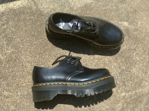 NUOVE CON SCATOLA DR. MARTENS 1461 SCARPE QUAD PLATEAU NERO PELLE LISCIA 25567001 - Foto 7 di 7
