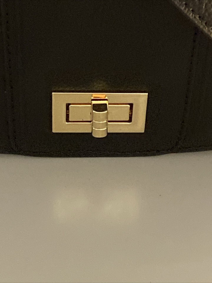 ASHWOOD “FELICITY” BLACK LEATHER CROSSBODY SADDLE BAG 💜New with