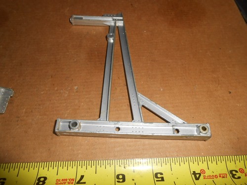 O/O-27 Lionel 164 Log loader Parts. Buyers Choice - Picture 49 of 64