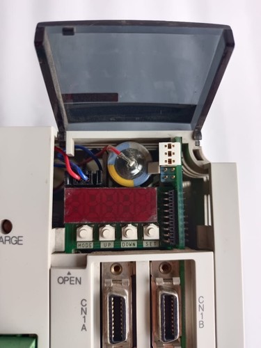 MR-J2S-100A4 MITSUBISHI MR-J2S-100A4 AC SERVO MRJ2S100A4 - Bild 7 von 10