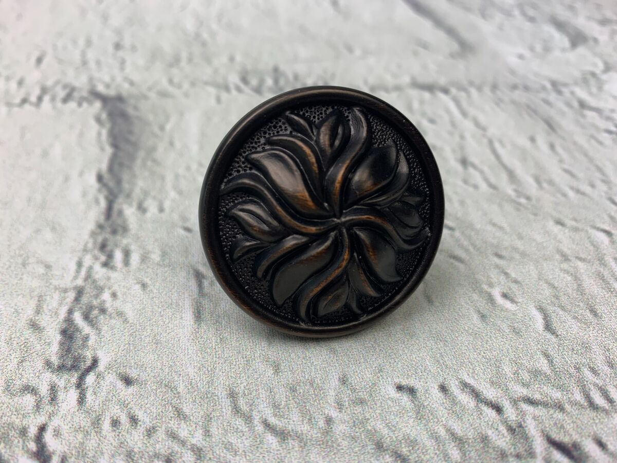Mayfair 1-1/4 in. Refined Bronze Cabinet Knob Mayfair 1-1/4 in. Refined Bronze Cabinet Knob