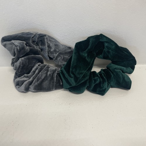 Pack of 6 velvet scrunchies hair ties multicolor women girls - Picture 2 of 5