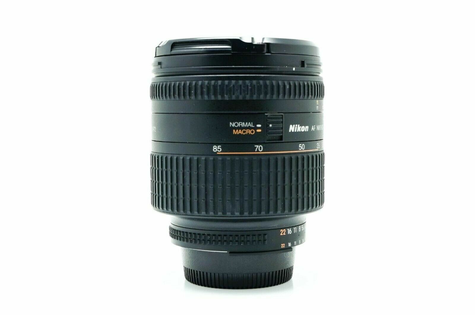 Foto 10 di 23