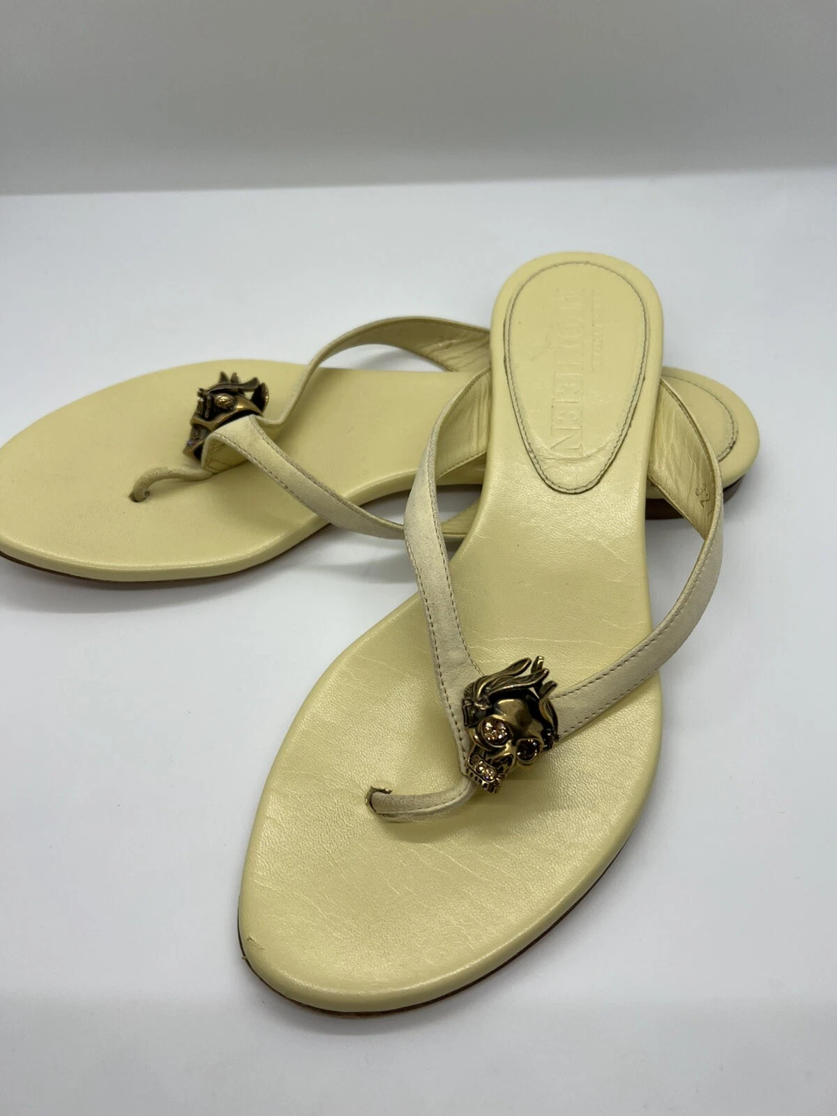 Sandali infradito Alexander Mcqueen teschio metallizzato misura 7