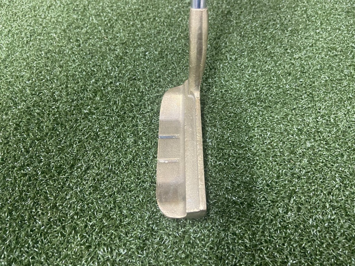 Lynx Right Angle #7 Putter / RH / Steel ~34