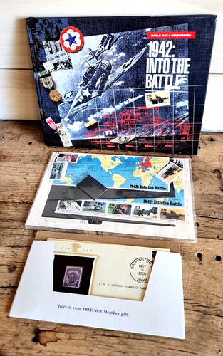 World War II Remembered 1942 Into the Battle Book Mint Set Stamps 8920 USPS - Picture 2 of 8
