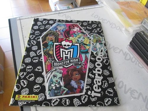 PANINI MONSTER HIGH Figure Album